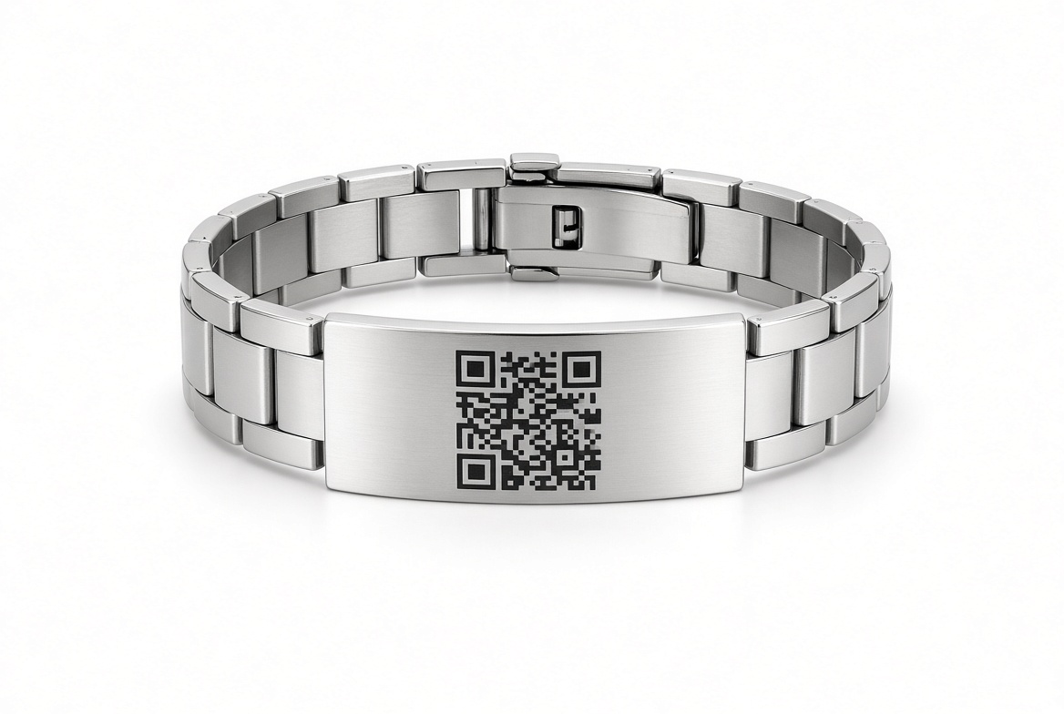 Stainless steel bracelet engraved with a QR code